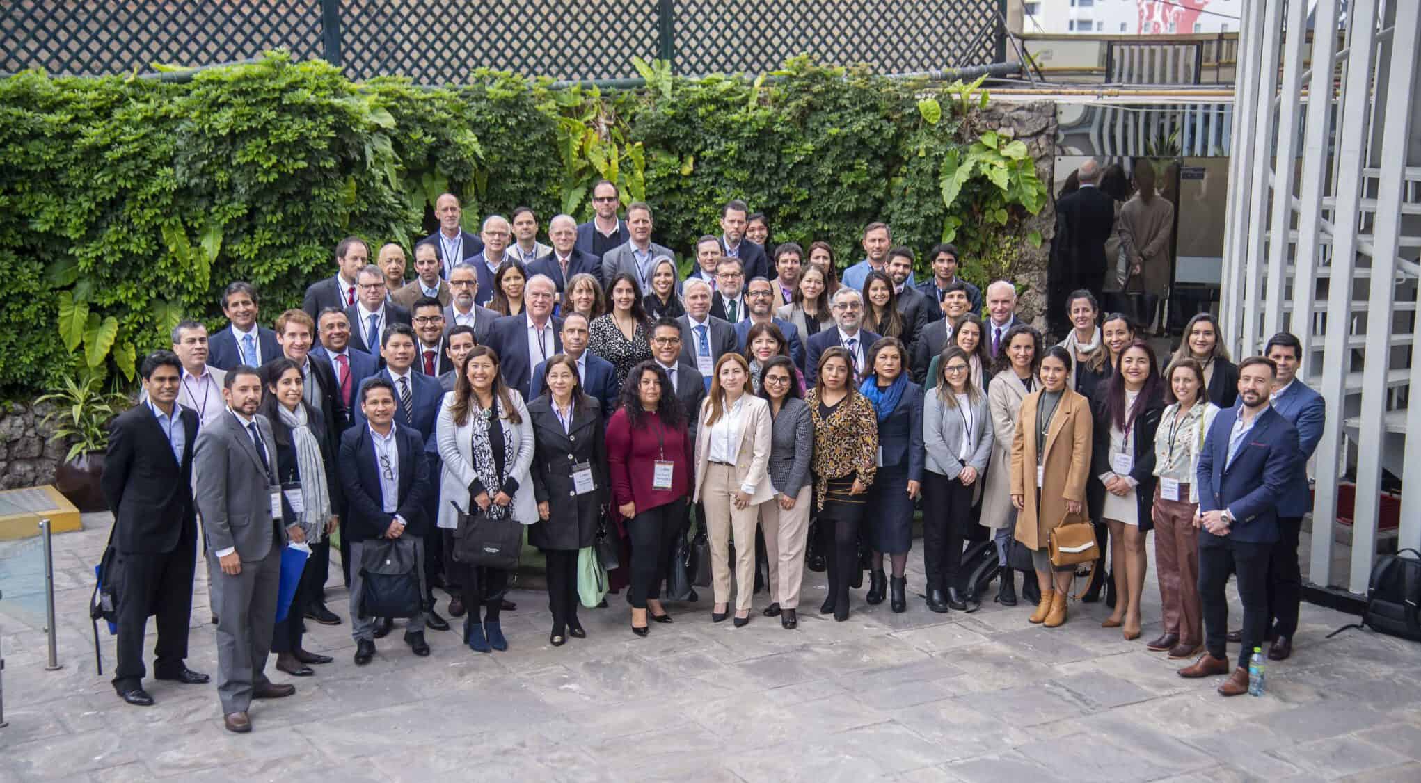 Foto-Grupal-5o-Congreso-FELAFAC-compressed-2048×1367